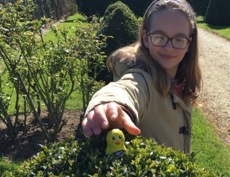 Easter egg hunt in France Pâques
